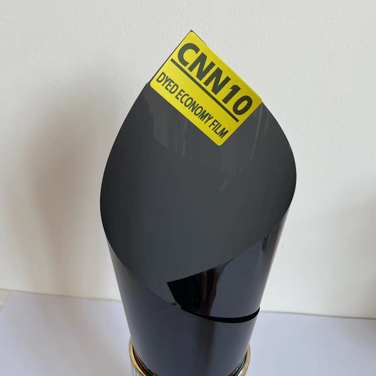 CNN10 VLT 10% IR CUT 70% UV 99% DYED ECONOMY FILM CAR WINDOW ADHENSIVE AUTOMOTIVE ECONOMIC DYED WINDOW FILM